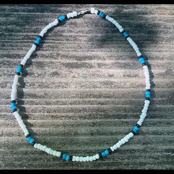 Down Under necklace - Picture 2 of 4